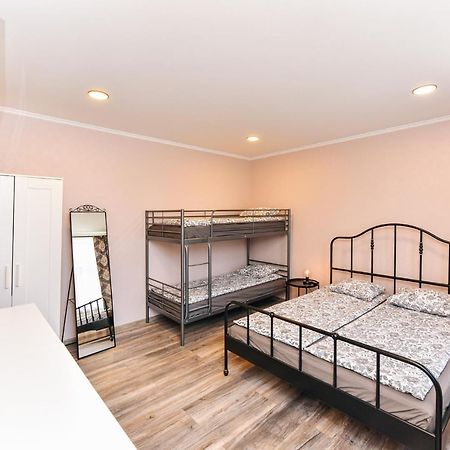 Meldernams Lejlighedshotel Ventspils Eksteriør billede